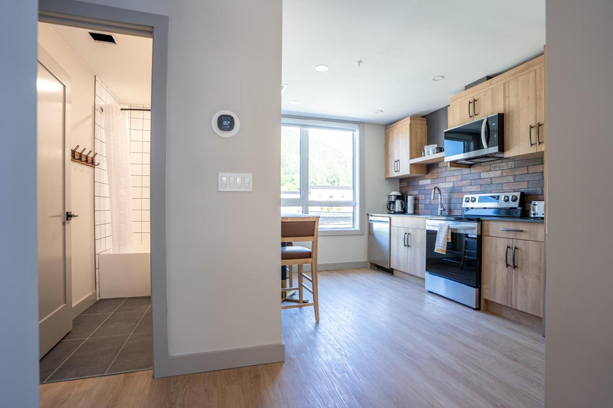 Basecamp Suites Revelstoke Rum bild